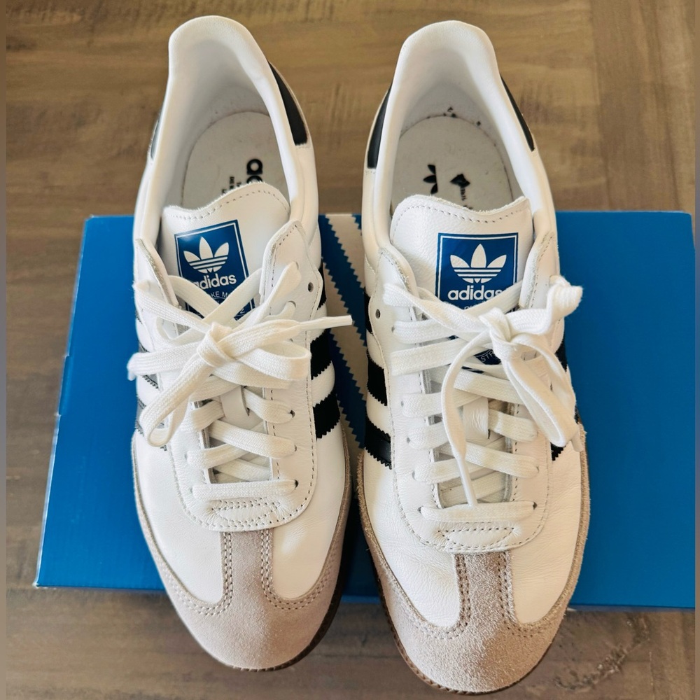 Adidas Samba OG size 8 men’s 9.5 women’s.